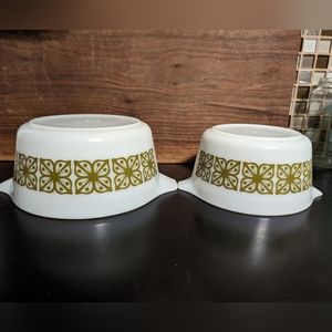Pyrex 474-B and 473 green verde casseroles